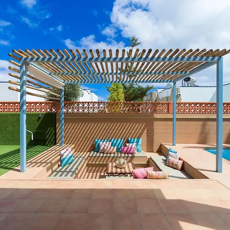 Long Villa *