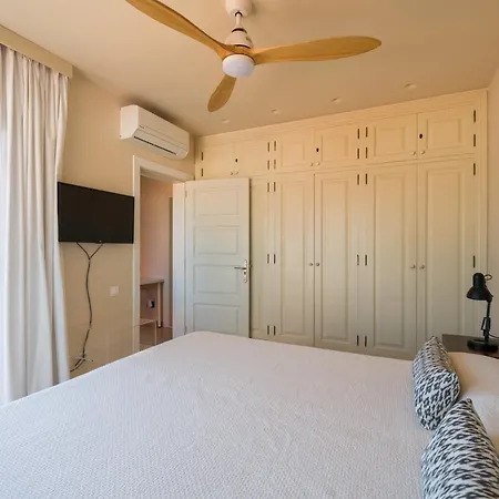 Long By Canariasgetaway Villa *