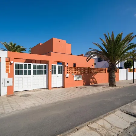 Long By Canariasgetaway Villa Corralejo